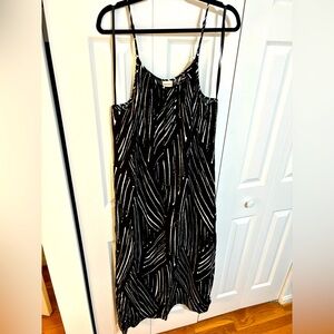 Black and White palm print maxi dress OLD NAVY